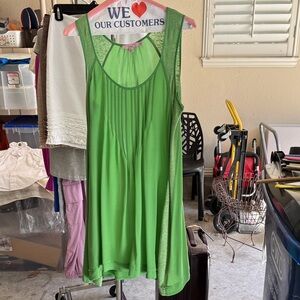 Green Sleeveless Women's Silk Dress